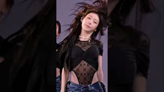 Chaeryeong Tunnel Vision Intro Dances