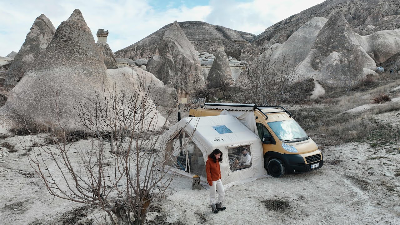 КЕМПИНГ В Каппадокии НА НАШЕМ КАРАВАНЕ С ЗИМНИМ САДОМ И ПЕЧЬЮ