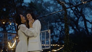 Authentic and vibrant love with Melissa & Caitlin in Austin, Texas at the Rambling Rose