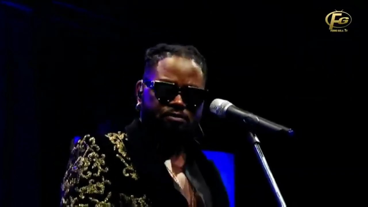YouTube पर Ferre Gola - Éclipse (concert en ligne) देखें YouTube पर Ferre Gola - Éclipse (concert en ligne) देखें