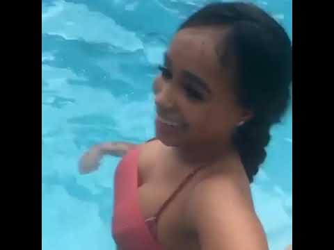 Ari Fletcher twerking.. In a  swim