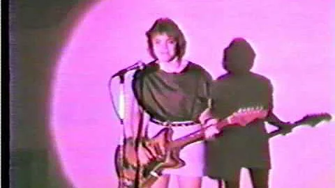 Gina Franks - Joan Jett's Do you wanna touch.