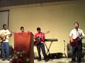 MACHACANDO LA CABEZA AL DIABLO