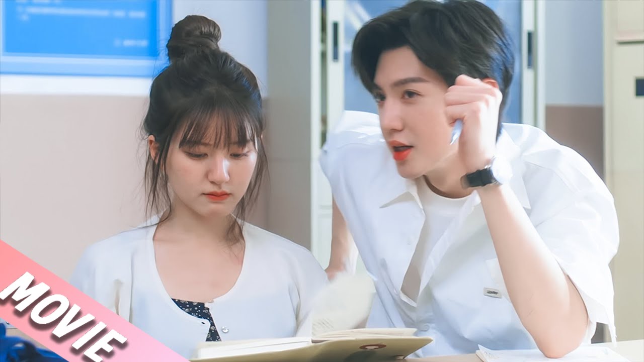 【Movie】看到灰姑娘和別人走近，校草瘋狂吃醋當晚就告白💗#cdrama#偷偷藏不住 #赵露思#陈哲远 #chinesedrama #movie #甜宠