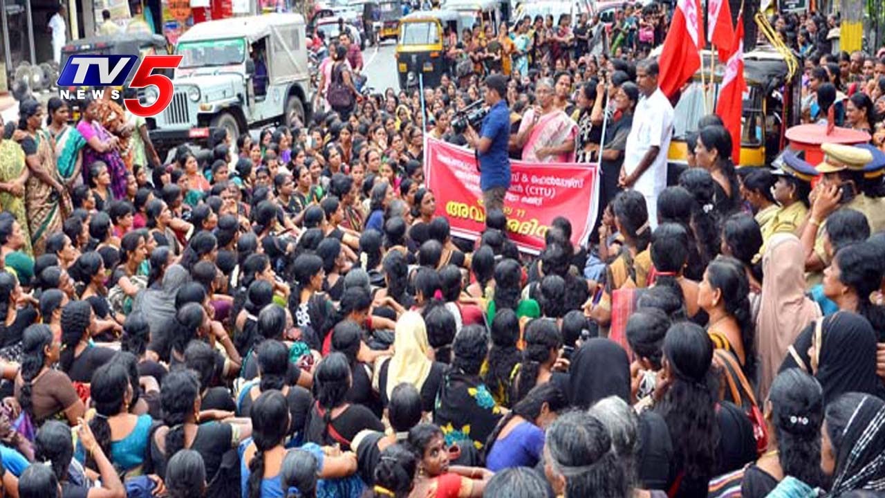 anganwadi-workers-protests-in-vizag-demands-an-increase-in-wages