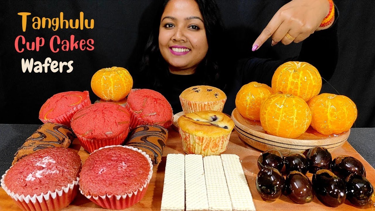 Eating Tanghulu, Cup Cakes, Wafers, Choco Roll Cakes | ASMR Mukbang Cake & Fruit Tanghulu