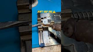 How to Clear Solder Bridges in SECONDS #mobilereparingclasses #shortvideo