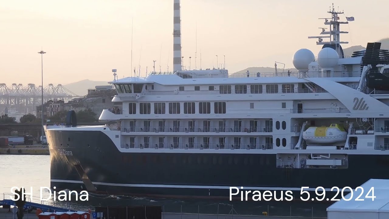 SH DIANA departure from Piraeus Port