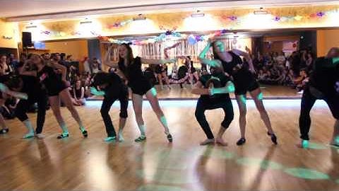 Crazy zouk & contemporary show in Stolarna – Ludek, Jakub, Jakub, Michal, Petra, Jitka, Hanka, Katka