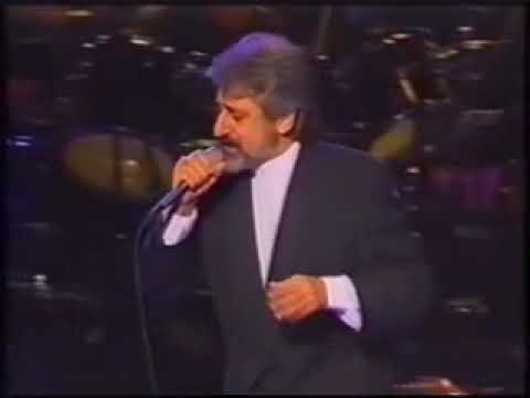 اجرای ترانه زیبا و خاطره انگیز مست چشات با صدای ابی 