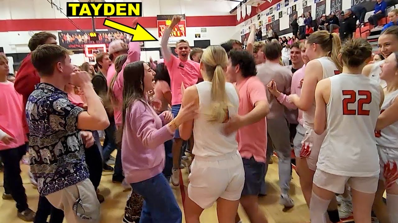 HIGH SCHOOL STUDENTS STORM THE BASKETBALL COURT AFTER BIG UPSET! 🏀