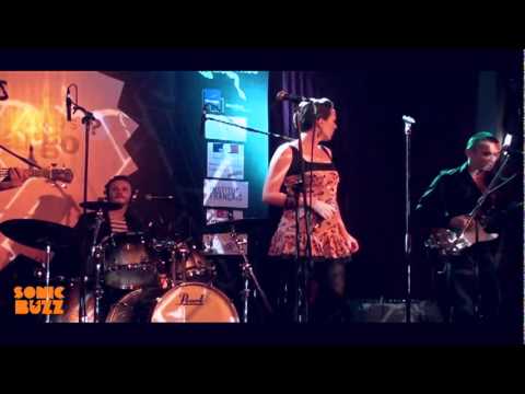 Betty Argo - Boy in the Night