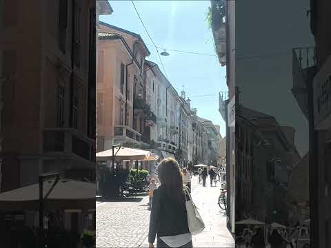 Stradivari’s Streets 🎻