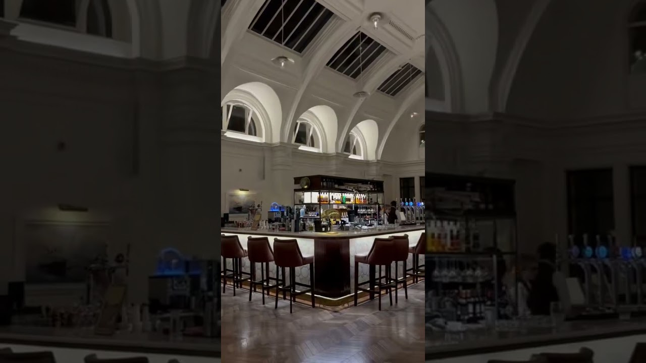 🍂 Embrace Autumn in Belfast with Titanic Hotel Belfast