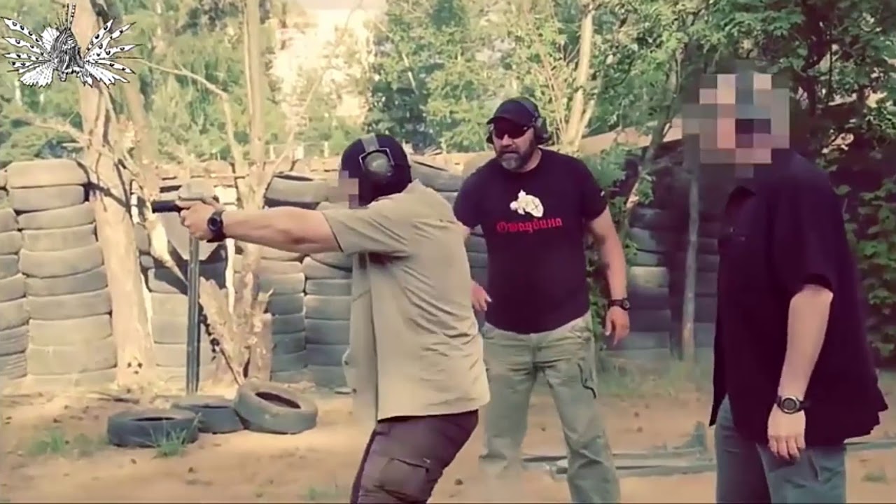 А мы по локоть закатаем рукава