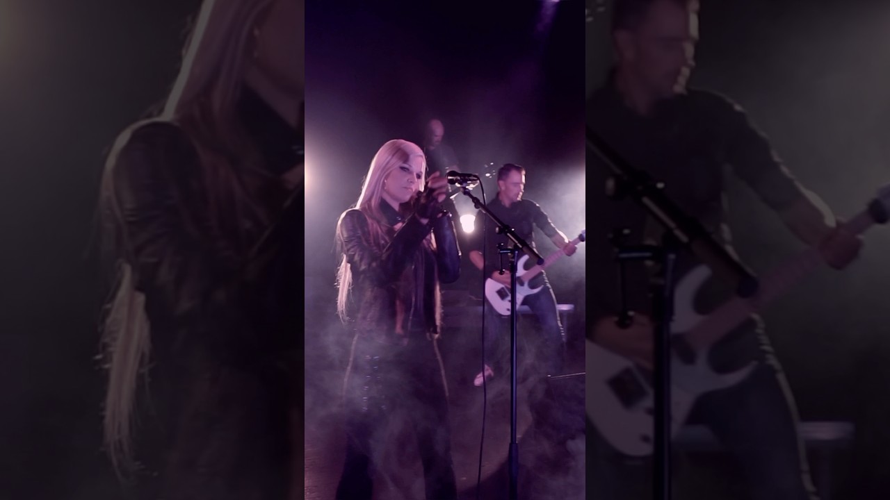 Norway’s Hottest New Rock Band 😮 GLASGOW KISS 