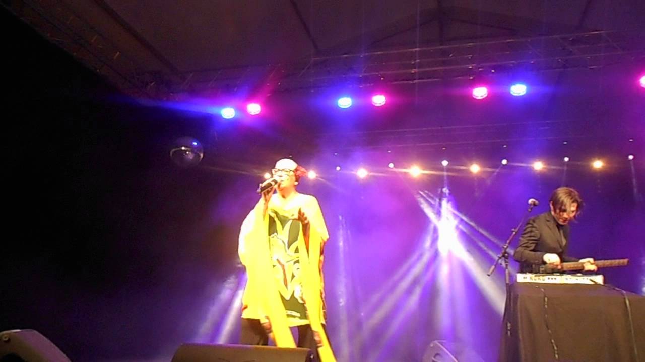 DESIRELESS & OPERATION OF THE SUN ANTOINE AURECHE voyage voyage