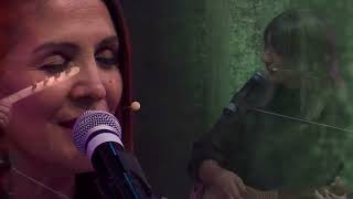 Çiğdem Elmas - Mecnun Gibi Dolaşırım Çöllerde Duygusal Türkü