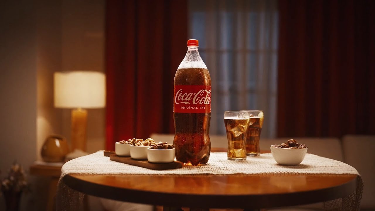 Ramazan Sofrana Lezzet Kat! - 2,5 litre Coca-Cola ve Fanta, 3 litrelik avantajlı paketiyle şimdi 500 ml daha fazla.
