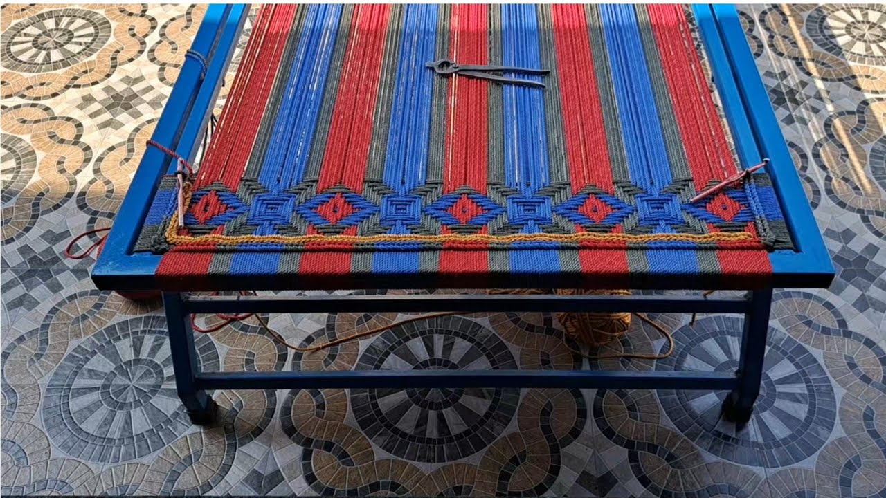 खाट बुनने का तरीका | चारपाई की डिजाइन | चारपाई | How to weave rope seat @DHANTEJHASTKALAKENDRA