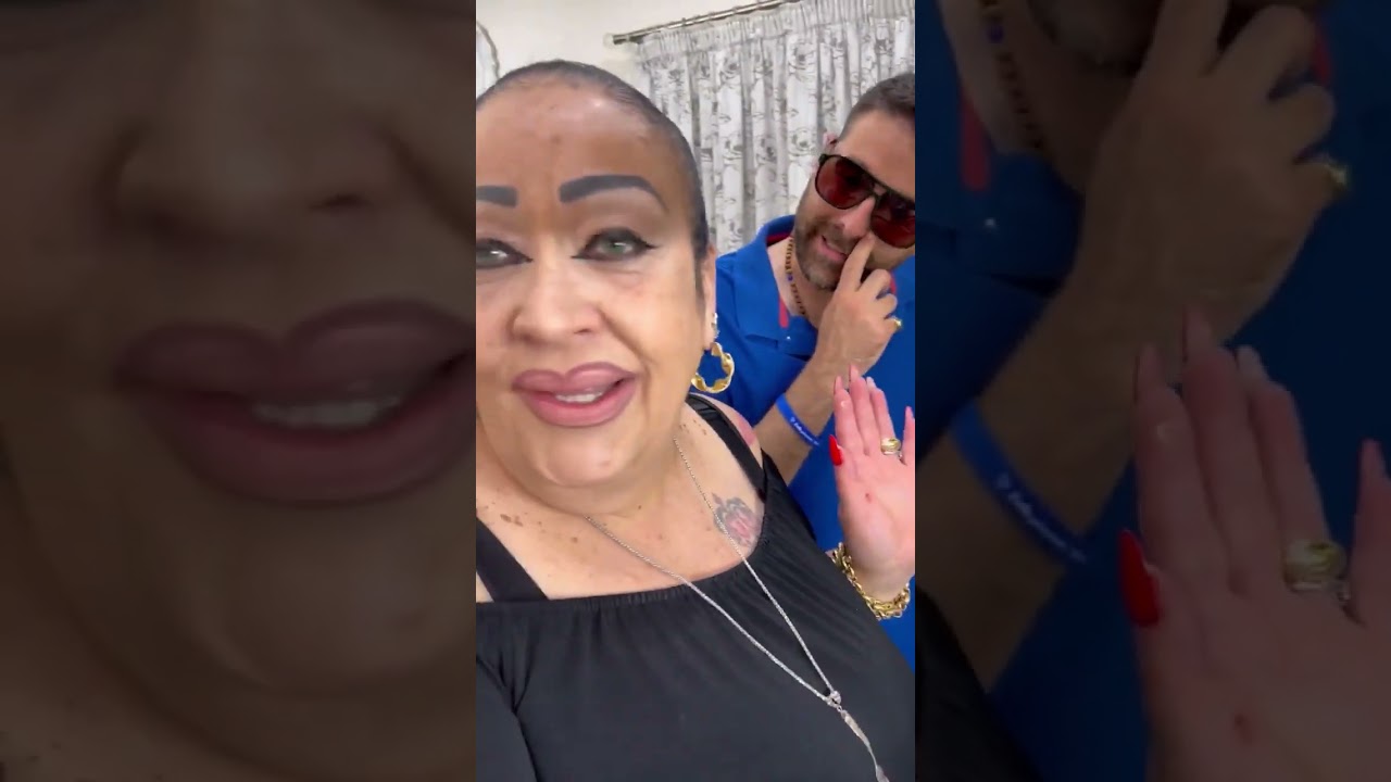 Nonna Adele fa gli gnocchi alla sorrentina nella zizzona di mozzarella