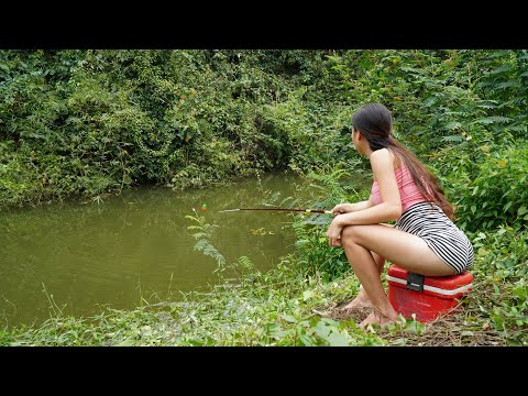 Amazing Fishing | Big Fishing Girl | Traditional Hook Fishing