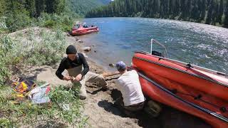 На водомётах и вертолётах с заморочками в глухую тайгу