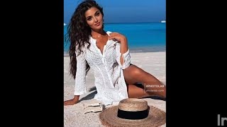 Hande Ercel S Vacation Photos