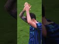 𝙎𝙩𝙖𝙣𝙙𝙞𝙣𝙜 𝙤𝙫𝙖𝙩𝙞𝙤𝙣 per 𝗕𝗮𝘀𝘁𝗼𝗻𝗶 👏Tutto San Siro lo incita e lo applaude 🏟️❤️Capitan Lautaro: 🫂