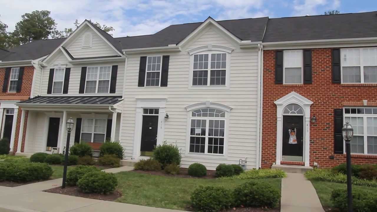 West End 3 Level Townhome w/ Plenty of Upgrades 2 Full 2 Half Baths