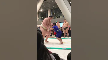 Ichinojo Meets His Match 