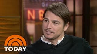 Josh hartnett talks about his role in the show “penny dreadful,”
and clarifies recent comments turning down a chance to play caped
crusader.» s...