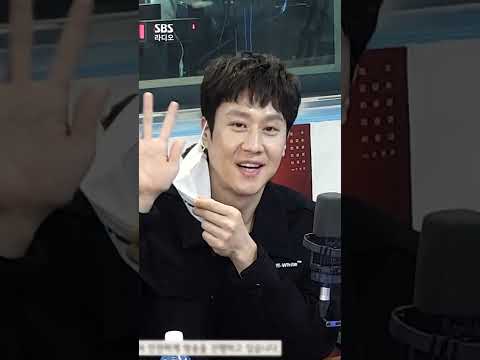 <strong>배우</strong> <strong>정우</strong>, 회춘하는 비결 뭔데..🤔 그거 어떻게 하는 건데..? | 최화정의 파워타임 #shorts
