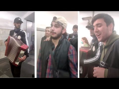 მინდა გაკოცო მაკოცო გაახალისეს მეტროს მგზავრები რატი ჩუხრუ და ლუკა 