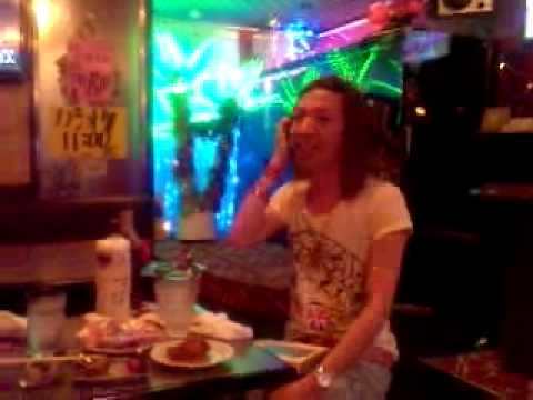 真子ちゃんとネスティ♪ZUTTO歌う♪