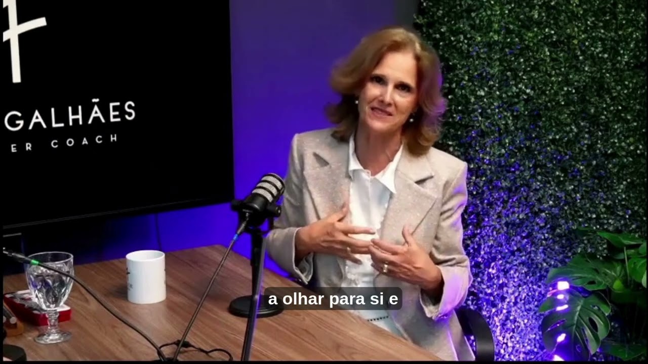 A construção de um futuro alinhado com nosso propósito exige, antes de tudo, clareza sobre o ponto de partida. Sem observar o que o momento atual está trazendo para a nossa vida, corremos o risco de seguir operando no “piloto automático”, replicando comportamentos arraigados que nem sempre são nossos, mas sim cópias de padrões familiares ou culturais.  Em minha prática clínica e nas imersões que realizo, enfatizo que a transformação exige essa disposição para o autoexame 🌱  Saber quem você é, onde está e o que deseja realmente fazer no futuro é o que permite sair da reatividade e entrar na proatividade.