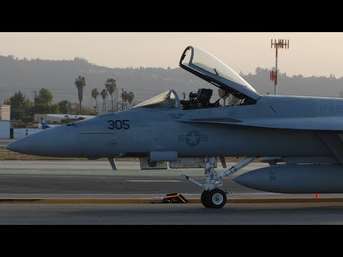 Loud F/A-18E Super Hornet Departure!