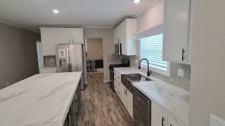👉Massive 32x82 model 4-bedroom 3-bath 2,460 sqft Super Closet Extreme Pantry storage Spa Bathroom