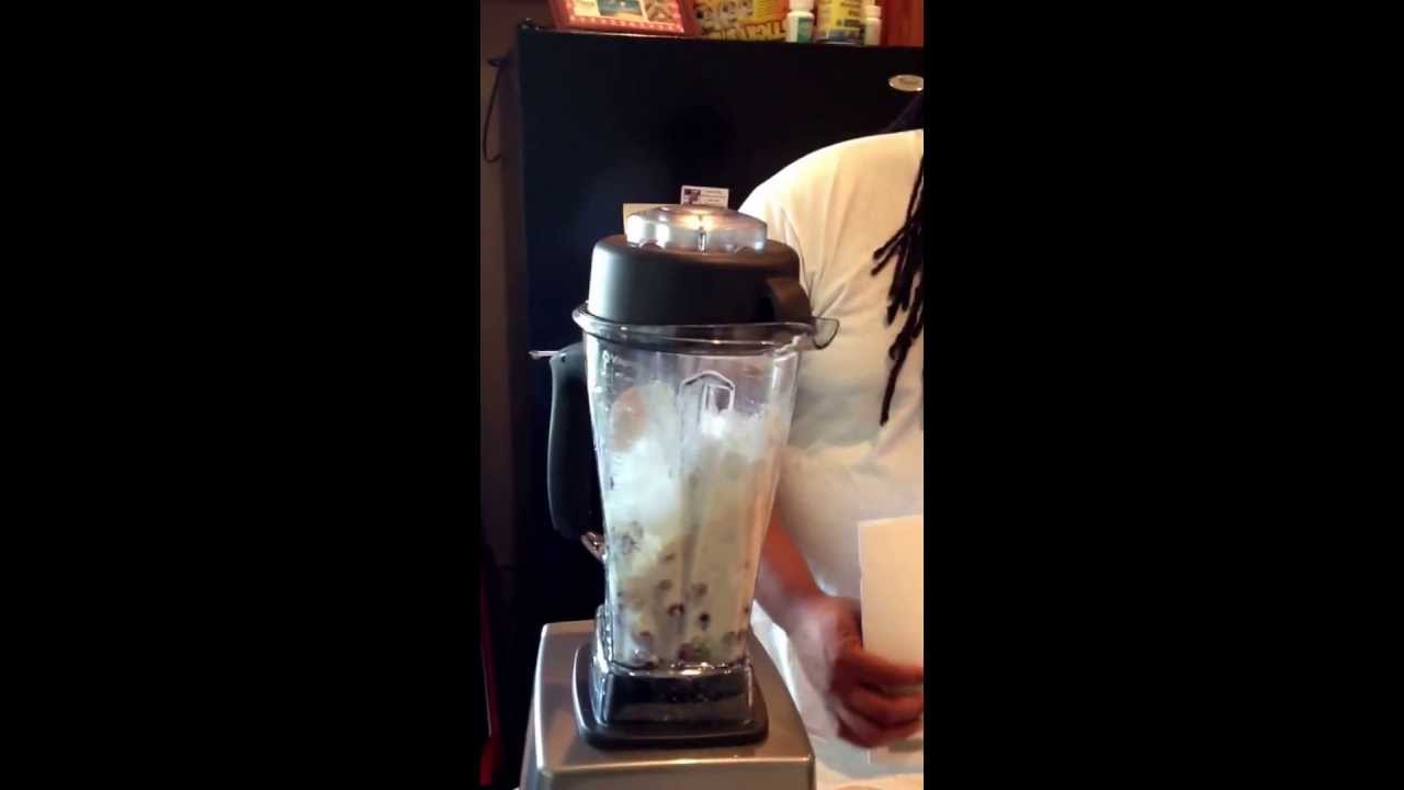 Jerrod's smoothie; Vitamix 6300