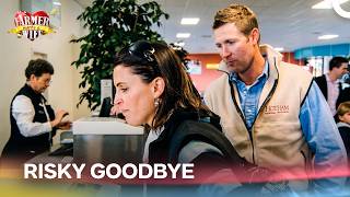 Kim Leaves Her Rival Alone With Chris! | Farmer Wants a Wife Australia