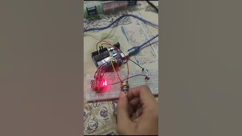 Potentiometer to Control LED brightness and 7 segment display