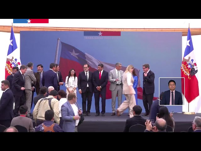 Presidente José Antonio Kast participa en anuncio de inversión de minera Kinross