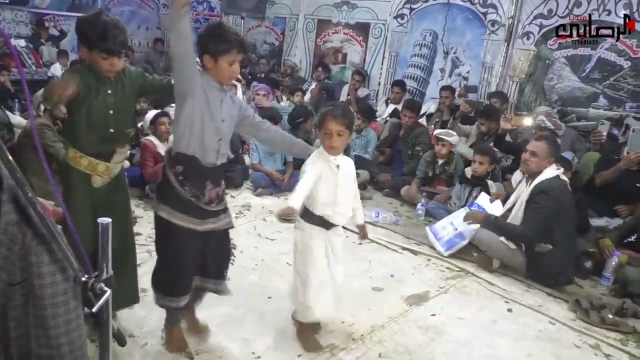 راقص مزمار بس العمر غير معقول