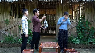 Uyên feels nauseous at the sight of fish—is this an early sign of good news or a worrying illness?