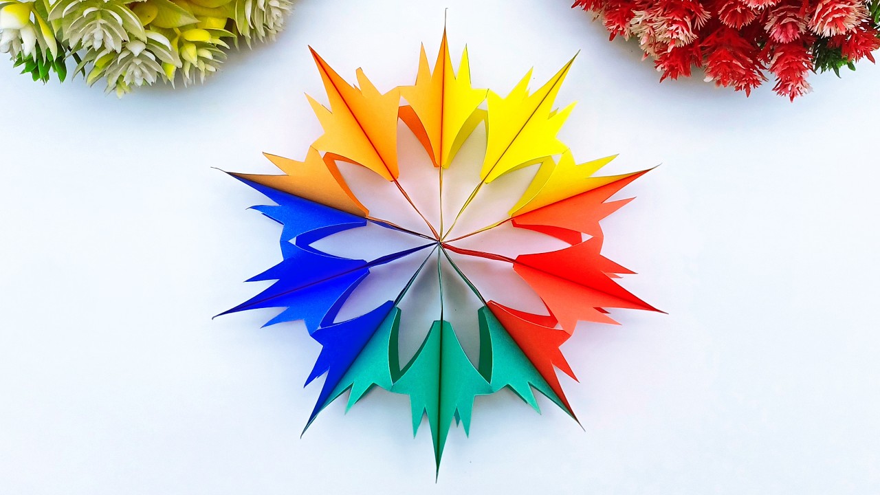 Paper Snowflakes Tutorial | Easy DIY Paper Snowflake DIY 3D