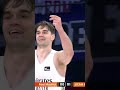 ¡VAYA RECITAL DE @mariohezonja😍! 40 PUNTOS y 8 TRIPLES... 🔥 #LigaEndesaxDAZN 🏀