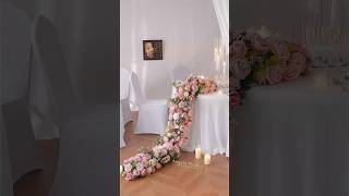 Looking for a statement floral piece that transforms your event tables?A9253