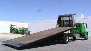 Sold! 2006 International 4300 26' Ledwell Rollback Tow Truck S/A bidadoo.com