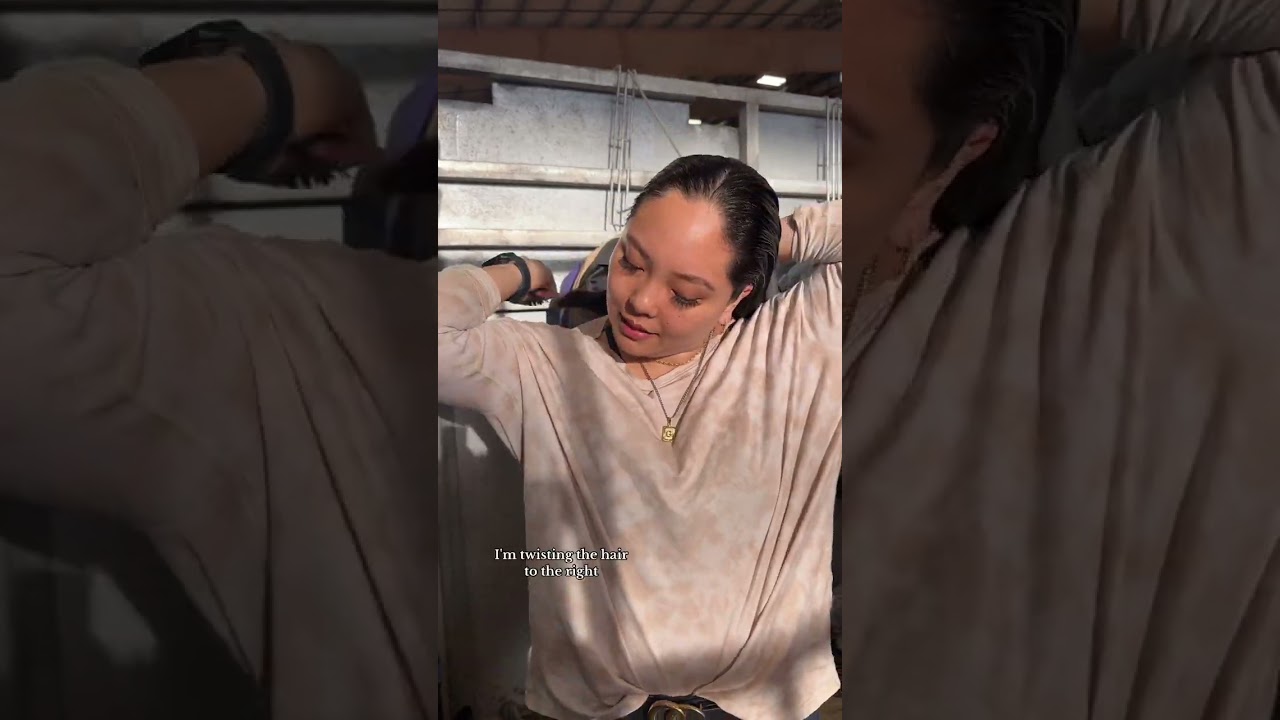 Horse Show Bun Tutorial #shorts #horseriding #equestrian #horseshow #horseshowbun #hair #bun