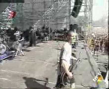 No Use For A Name - Invincible  (live)